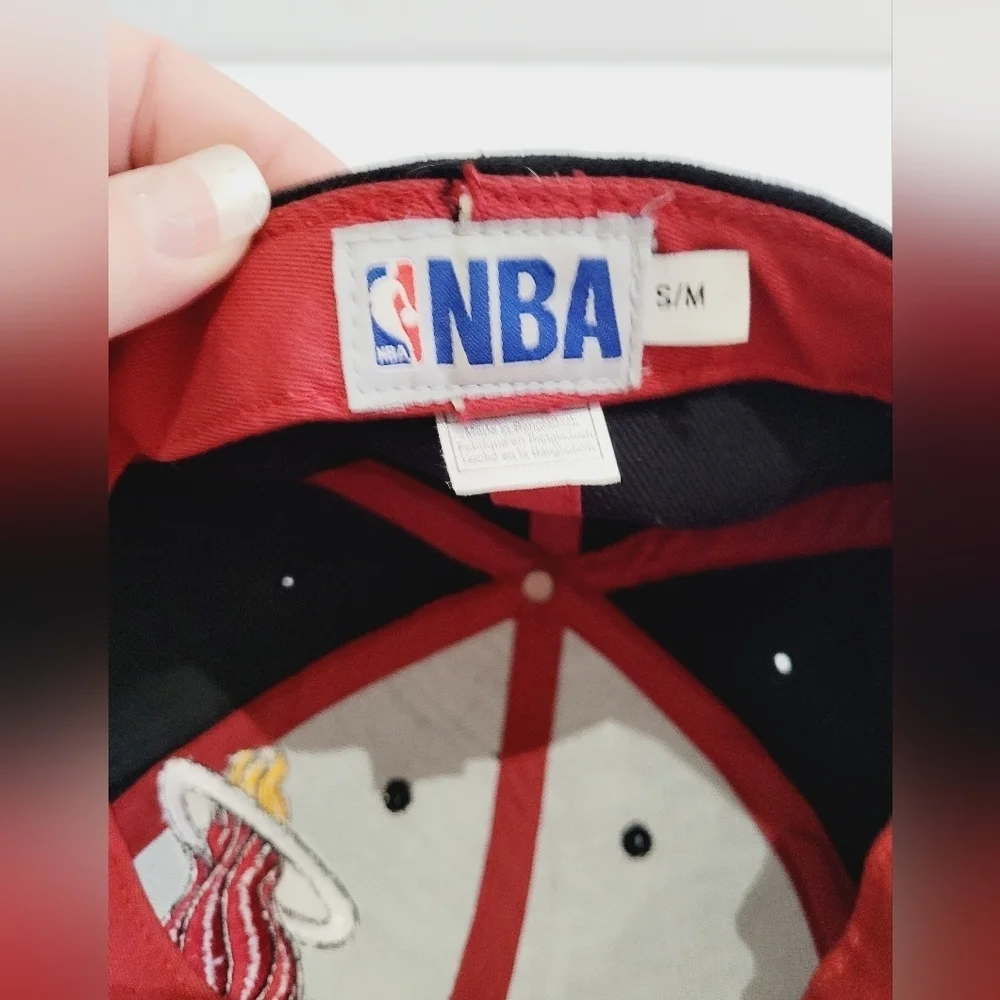 Miami Heat NBA Wool Blend Ball Cap Size S/M Embroidered - Picture 8 of 10